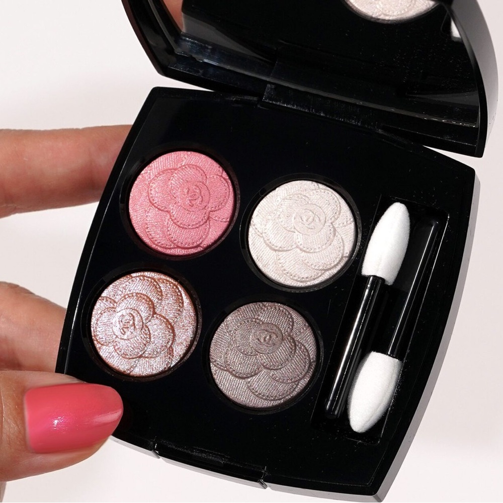 CHANEL Eyeshadow Quad (#387 Utopia)